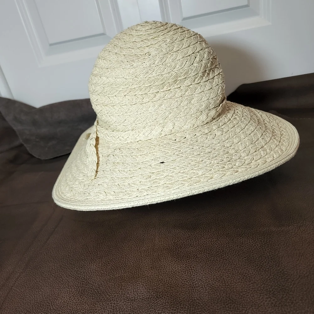 Cappelli Tan Straw braided wide brim sun hat OSFM